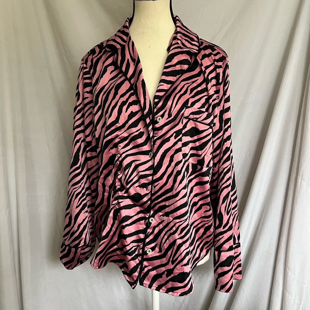 pink zebra print pj top 🩷